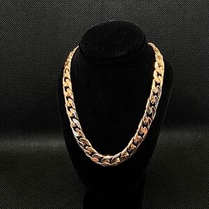 Vintage 1980s Gold Tone Chain Necklace